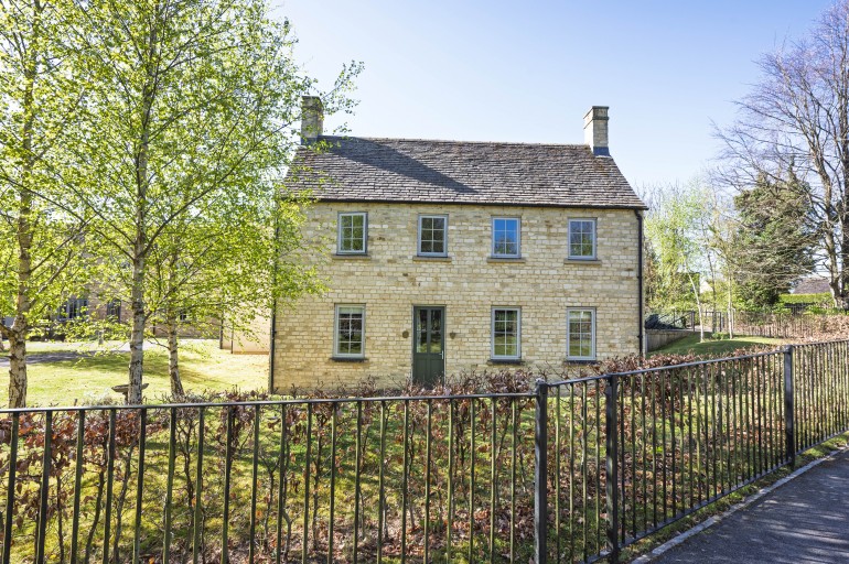 Fosseway, Stow On The Wold, GL54