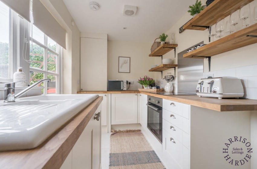 Images for Holly Cottage, Enoch Row, Stow On The Wold