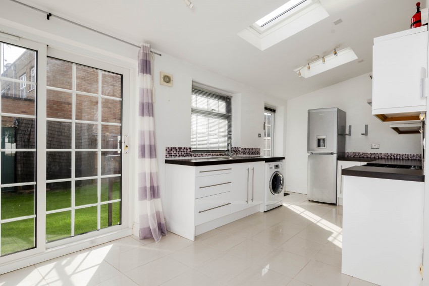 Images for Fosseway Avenue, Moreton-In-Marsh, GL56