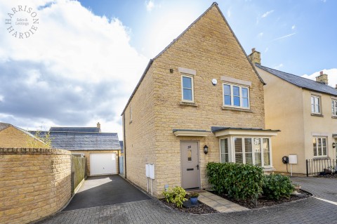 View Full Details for Mallard Crescent, Bourton-On-The-Water, GL54