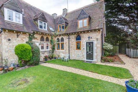 View Full Details for Stratford Road, Shipston-On-Stour, CV36