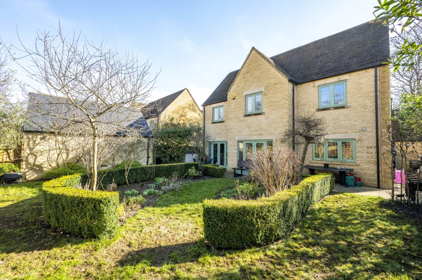 Images for Sparrows Way, Upper Rissington, GL54