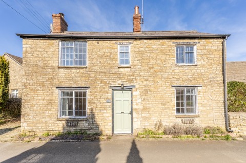 View Full Details for East Street, Long Compton, CV36