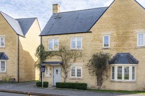 View Full Details for The Furrows, Bourton-On-The-Water, GL54